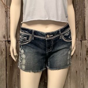 Maurice’s Original Shorts Embroidery Distressed 5/6